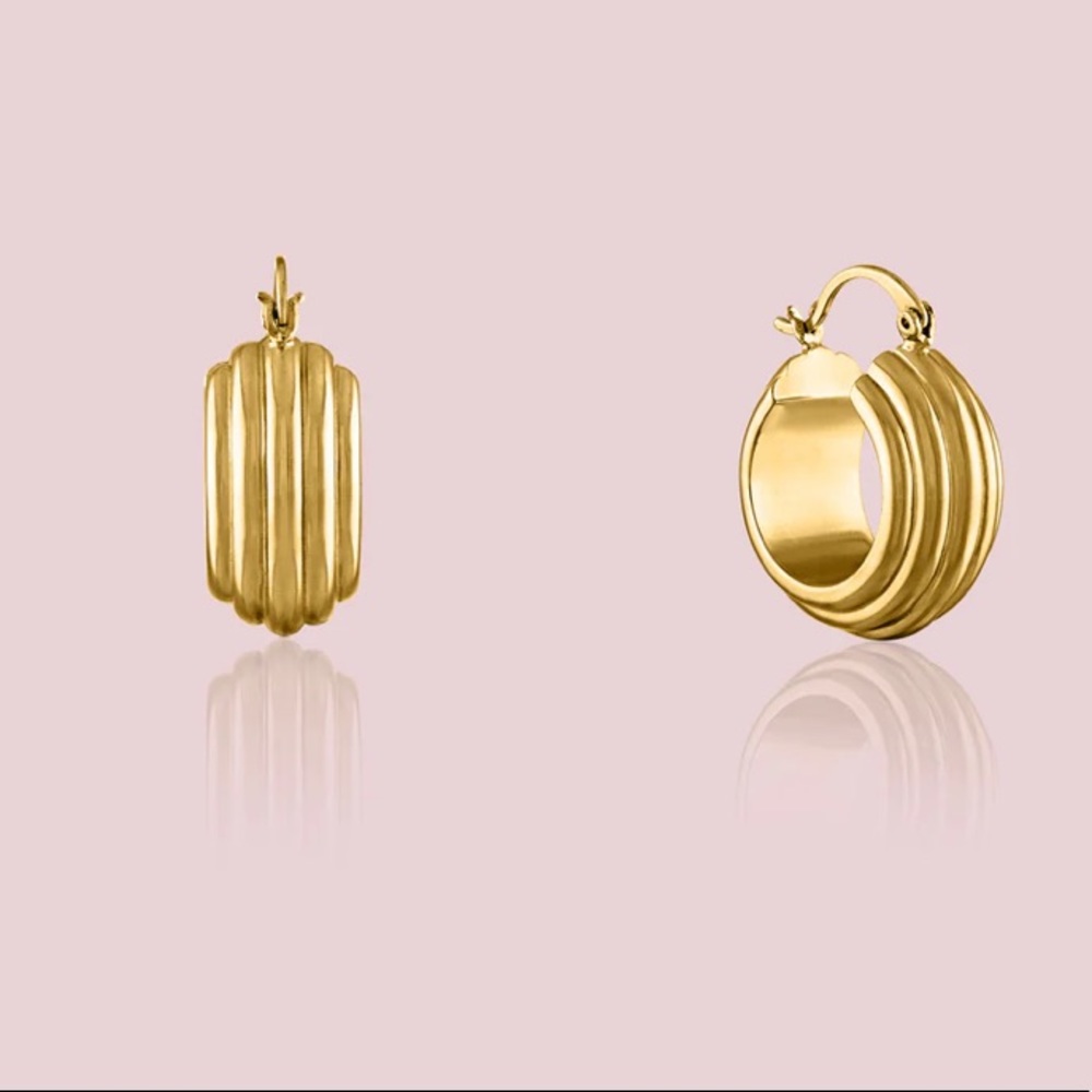 Oma the label the Adler Hoops